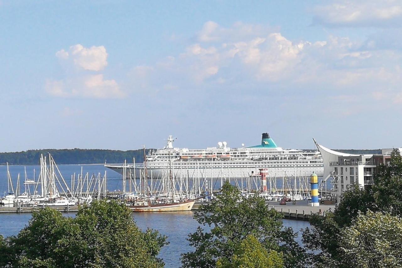 Zwergtaucher Eckernförde Esterno foto